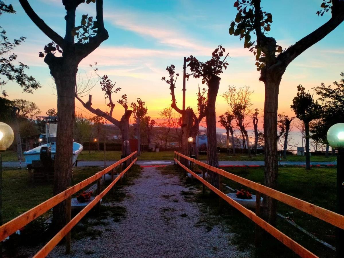 Camping Torre Mucchia Ортона Экстерьер фото